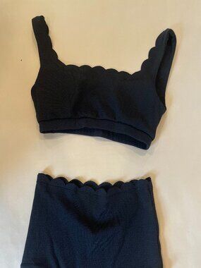 Scalloped Edge High Waist black bikini